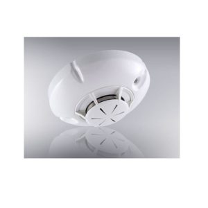Optical smoke detector with self-compensation of the opticchambercontamination, with lock;