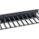 Organizator cabluri vertical Triton 32U